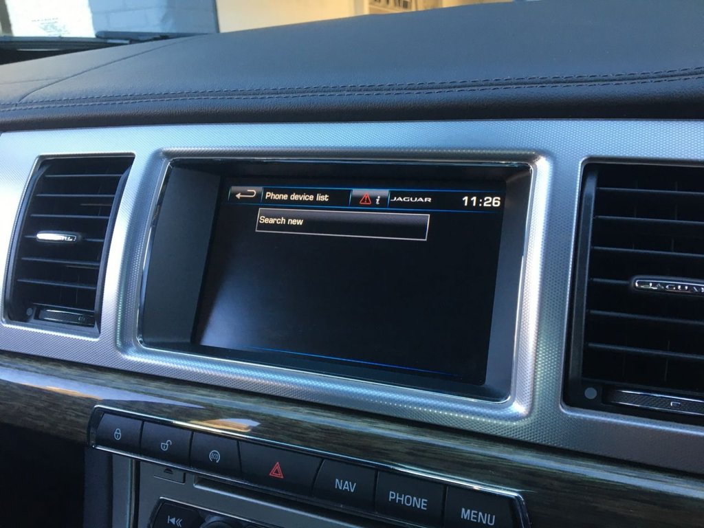 USED 2015 64 JAGUAR XF 3.0 D V6 PREMIUM LUXURY 4d 240 BHP 