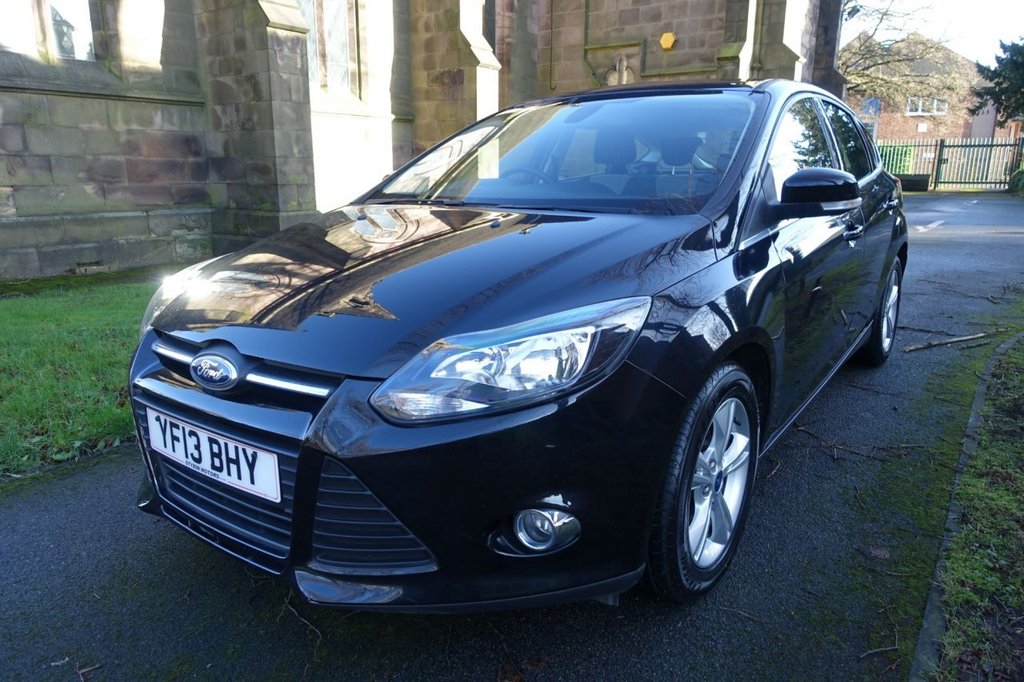 View our FORD FOCUS