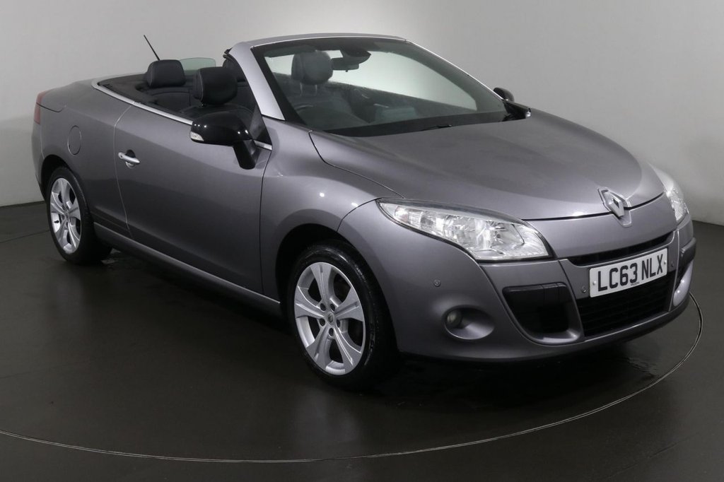 View our RENAULT MEGANE