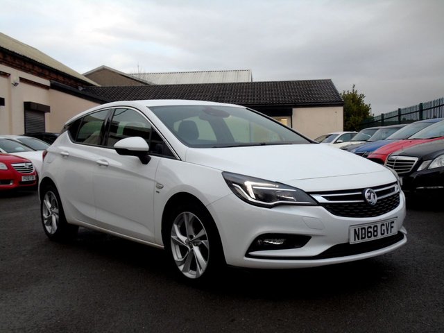 2019 68 Vauxhall Astra 1.6 SRI NAV CDTI S/S 5d 135 BHP