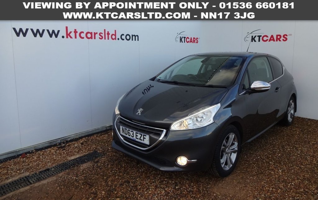 View our PEUGEOT 208