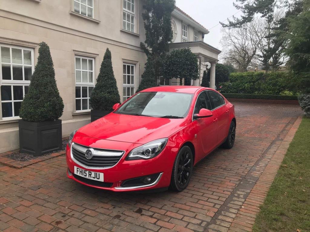 View our VAUXHALL INSIGNIA
