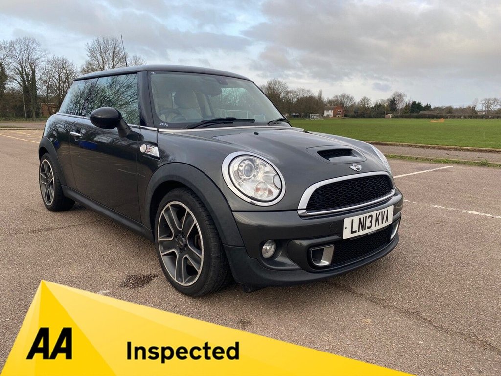 View our MINI HATCH COOPER