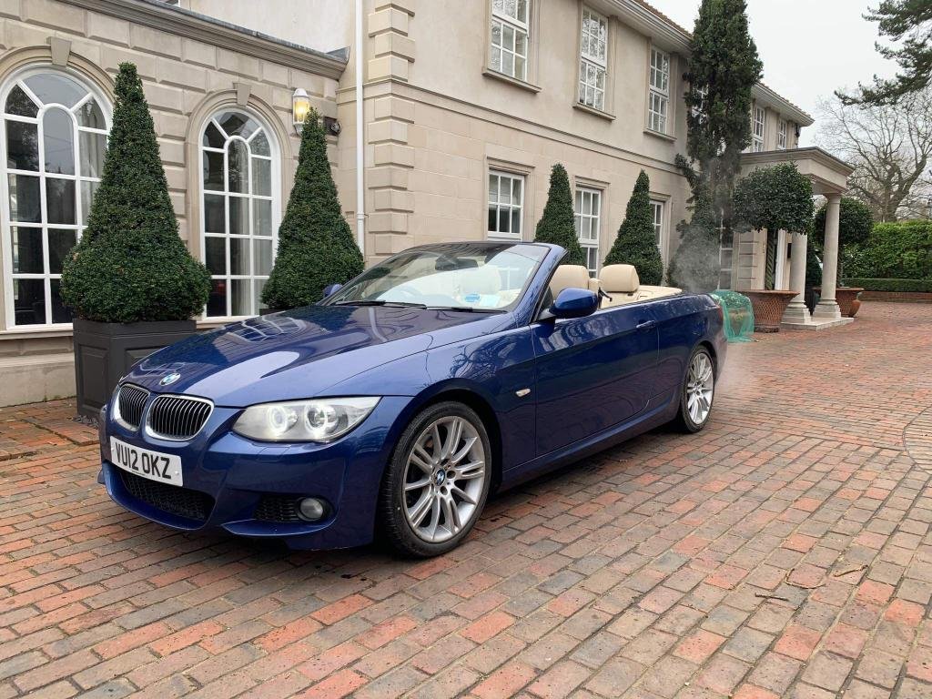 View our BMW 3 SERIES