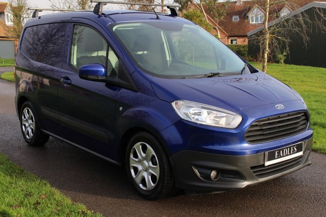 View our FORD TRANSIT COURIER
