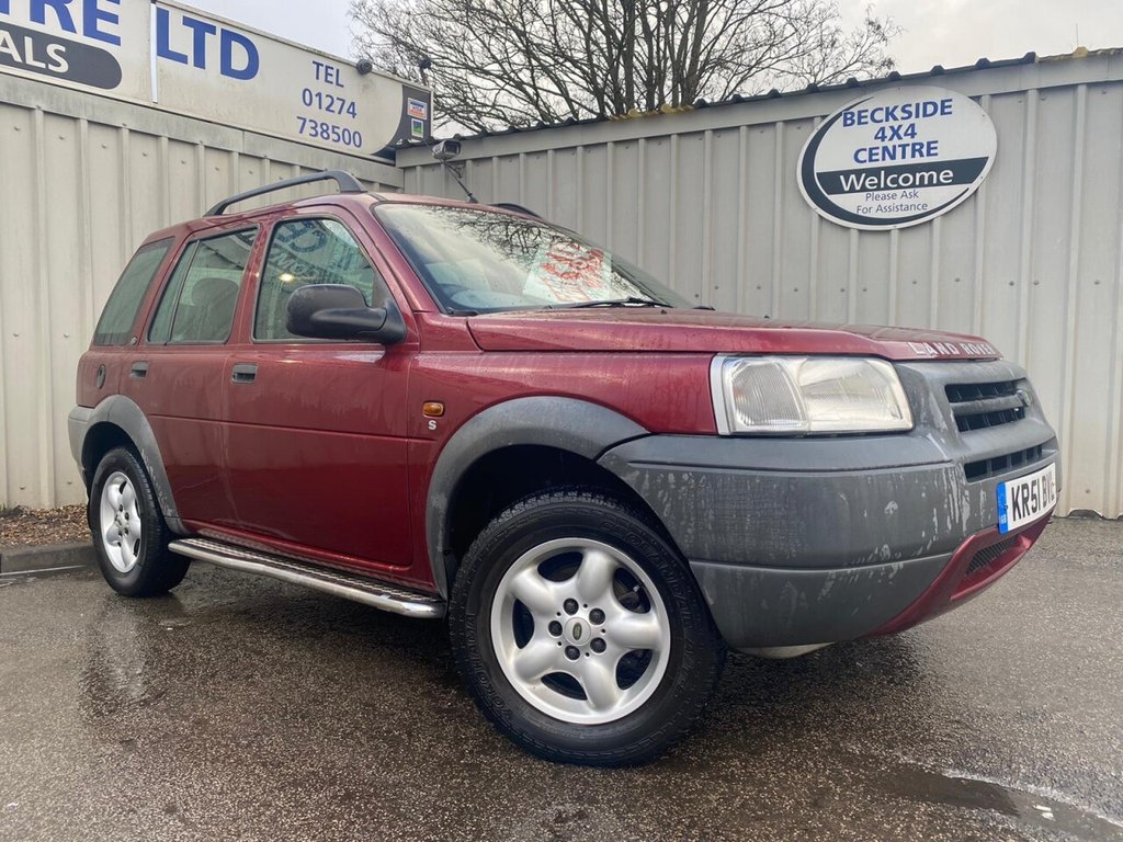 View our LAND ROVER FREELANDER