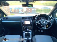USED 2016 66 VOLKSWAGEN GOLF 2.0 R LINE EDITION TDI BLUEMOTION TECHNOLOGY 5d 148 BHP FULL SERVICE HISTORY ++ JUST SERVICED