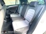 USED 2016 66 VOLKSWAGEN GOLF 2.0 R LINE EDITION TDI BLUEMOTION TECHNOLOGY 5d 148 BHP FULL SERVICE HISTORY ++ JUST SERVICED