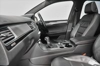USED 2015 65 VOLKSWAGEN TOUAREG 3.0 V6 R-LINE TDI BLUEMOTION TECHNOLOGY 5d 259 BHP 