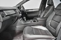 USED 2015 65 VOLKSWAGEN TOUAREG 3.0 V6 R-LINE TDI BLUEMOTION TECHNOLOGY 5d 259 BHP 