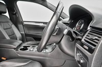 USED 2015 65 VOLKSWAGEN TOUAREG 3.0 V6 R-LINE TDI BLUEMOTION TECHNOLOGY 5d 259 BHP 