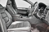 USED 2015 65 VOLKSWAGEN TOUAREG 3.0 V6 R-LINE TDI BLUEMOTION TECHNOLOGY 5d 259 BHP 