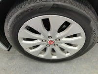 USED 2015 65 JAGUAR XE 2.0 PRESTIGE 4d 161 BHP 