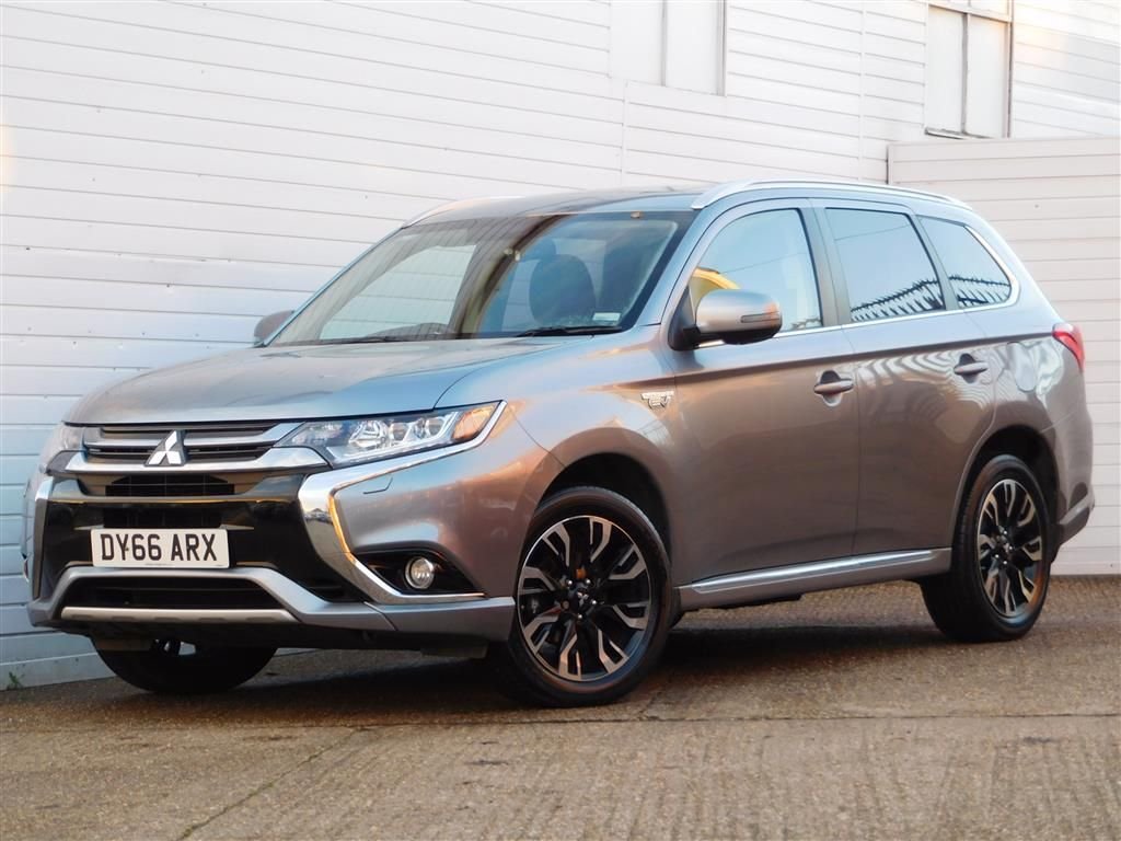 View our MITSUBISHI OUTLANDER