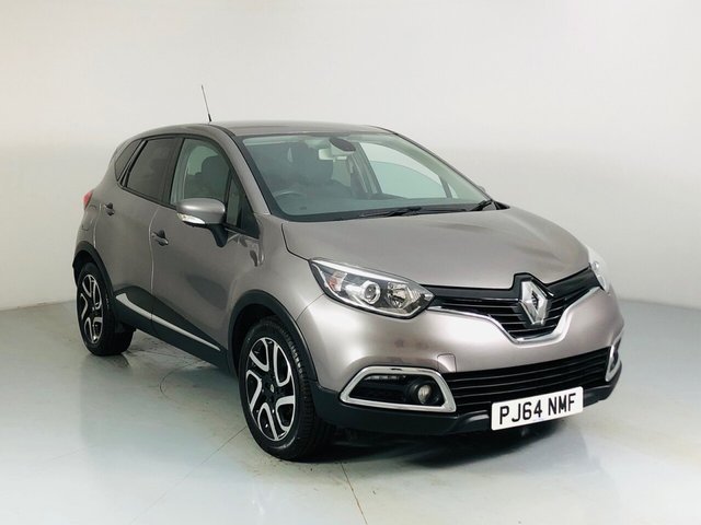 View our RENAULT CAPTUR