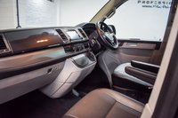 USED 2019 69 VOLKSWAGEN TRANSPORTER T6 T32 2.0 TDI 150ps DSG Highline Kombi LWB Click&Collect / Home Delivery