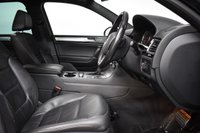 USED 2015 15 VOLKSWAGEN TOUAREG 3.0 V6 R-LINE TDI BLUEMOTION TECHNOLOGY 5d 259 BHP Click&Collect / Home Delivery
