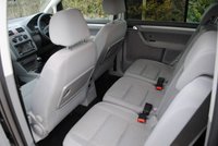 USED 2009 09 VOLKSWAGEN TOURAN 1.9 SE TDI 5d 103 BHP www.suffolkcarcentre.co.uk - Located at Ilketshall