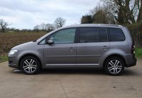 USED 2009 09 VOLKSWAGEN TOURAN 1.9 SE TDI 5d 103 BHP www.suffolkcarcentre.co.uk - Located at Ilketshall