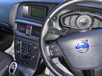 USED 2013 13 VOLVO V40 2.0 D3 ES 5d 148 BHP 