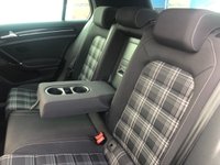 USED 2016 66 VOLKSWAGEN GOLF 2.0 GTD DSG 5d 182 BHP This Lovely Volkswagen Golf GTD has a full Vw service history