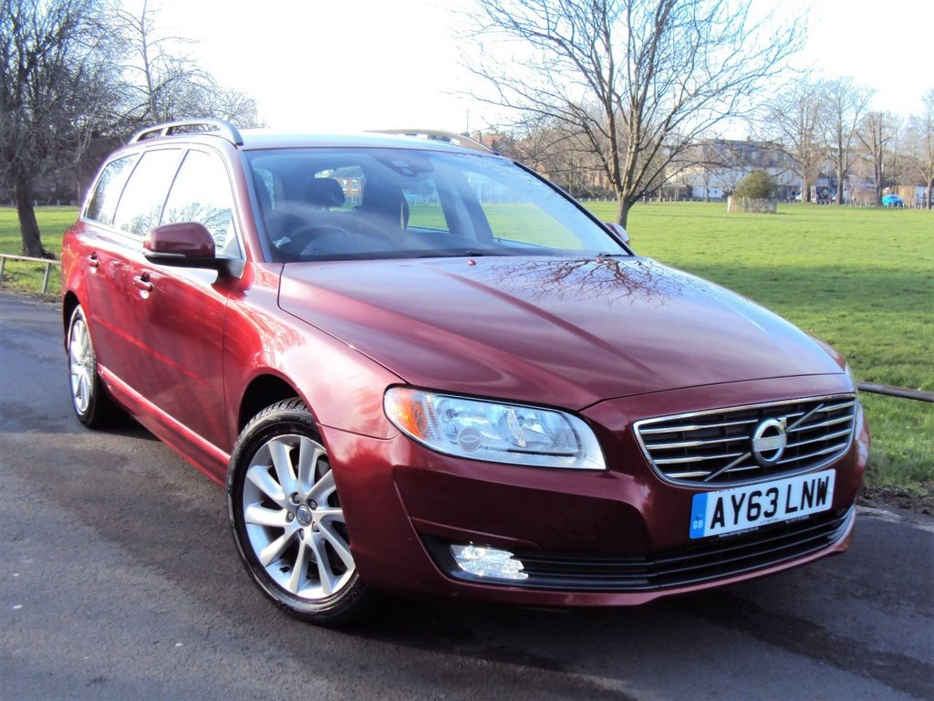 View our VOLVO V70