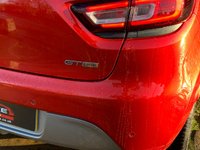 USED 2019 69 RENAULT CLIO 0.9 GT LINE TCE 5d 89 BHP STUNNING CLIO GT LINE 'ID FLAME RED METALLIC &pound;695, HUGE SPECIFICATION/HUGE SAVING ON LIST PRICE WHEN NEW !!!!  1 OWNER FROM BRAND NEW HAVING COVERED ONLY 11,960 MILES. WHY BUY NEW ????