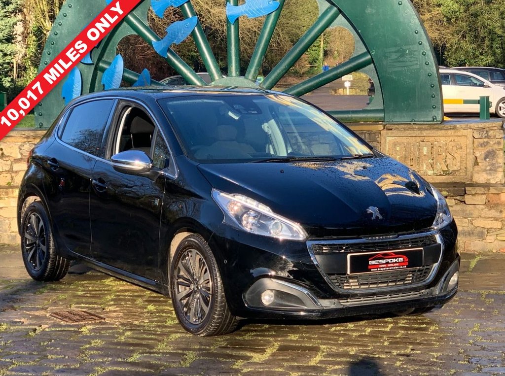 View our PEUGEOT 208