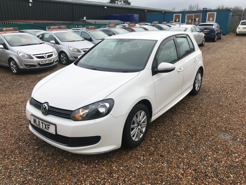 View our VOLKSWAGEN GOLF