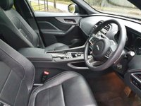 USED 2017 17 JAGUAR F-PACE 2.0 R-SPORT AWD 5d 238 BHP ZERO DEPOSIT FINANCE AVAILABLE
