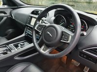 USED 2017 17 JAGUAR F-PACE 2.0 R-SPORT AWD 5d 238 BHP ZERO DEPOSIT FINANCE AVAILABLE