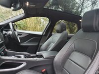 USED 2017 17 JAGUAR F-PACE 2.0 R-SPORT AWD 5d 238 BHP ZERO DEPOSIT FINANCE AVAILABLE