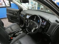 USED 2015 65 MITSUBISHI OUTLANDER 2.0 PHEV GX 4H 5d 161 BHP &pound;0 ROAD TAX FSH ONE OWNER