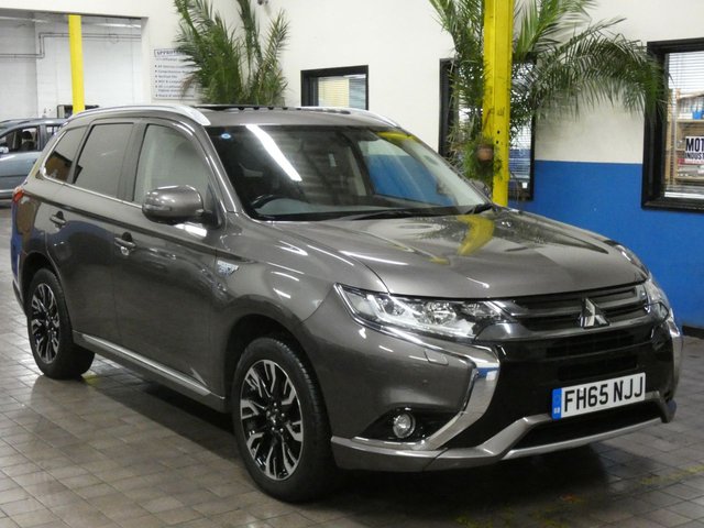 2015 65 Mitsubishi Outlander 2.0 PHEV GX 4H 5d 161 BHP