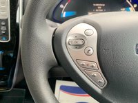 USED 2017 17 NISSAN LEAF 0.0 ACENTA 5d 109 BHP 30KW 2017 NISSAN LEAF ACCENTA 30KW 5DR- BRILLIANT SILVER METALLIC- 27,500 MILES ONLY- 2 FORMER KEEPERS - SATELLITE NAVIGATION - 2 X ORIGINAL NISSAN CHARGING CABLES- MUST BE ONE OF THE CHEAPEST LEAF's IN THE UK @ UNDER &pound;10,000.00.  RESERVE NOW !!!!!