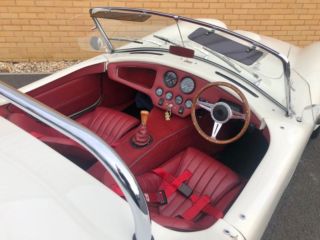 USED 1979 DAIMLER DOUBLE SIX DAX // AC COBRA // V12 // 5.3L // recreation // PX swap 