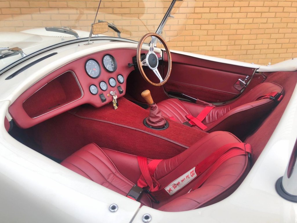 USED 1979 DAIMLER DOUBLE SIX DAX // AC COBRA // V12 // 5.3L // recreation // PX swap 
