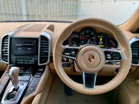 USED 2017 17 PORSCHE CAYENNE 3.0 D V6 TIPTRONIC S 5d AUTO 262 BHP 