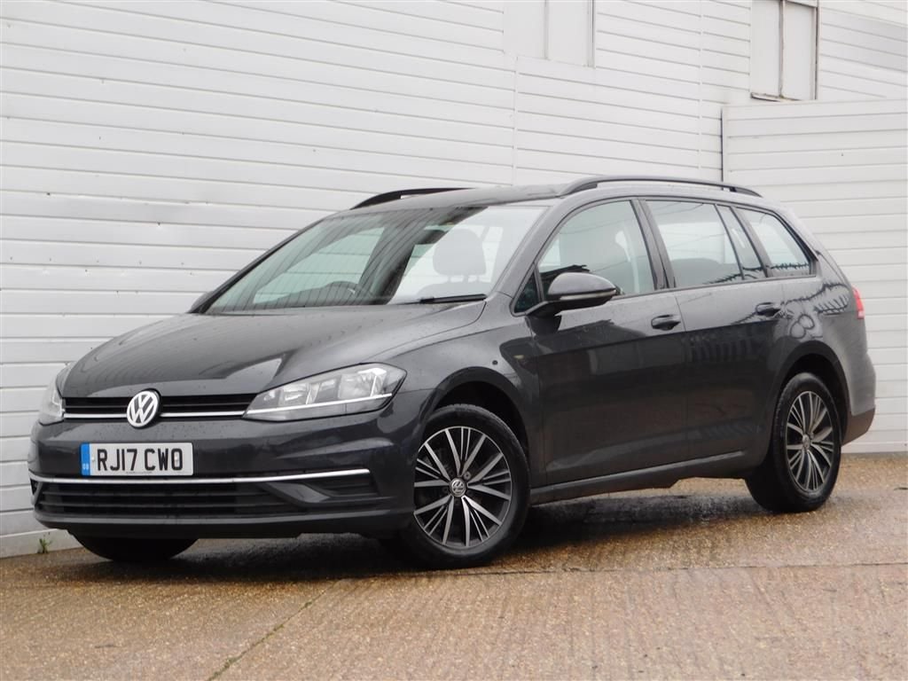 View our VOLKSWAGEN GOLF