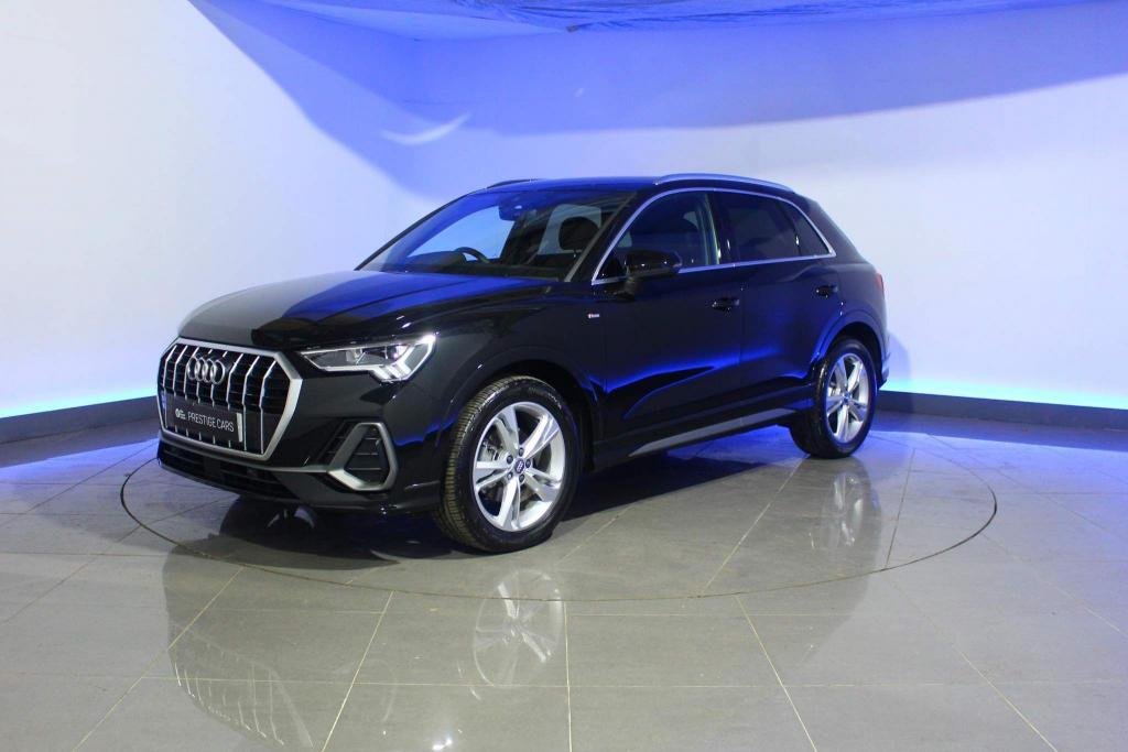 View our AUDI Q3