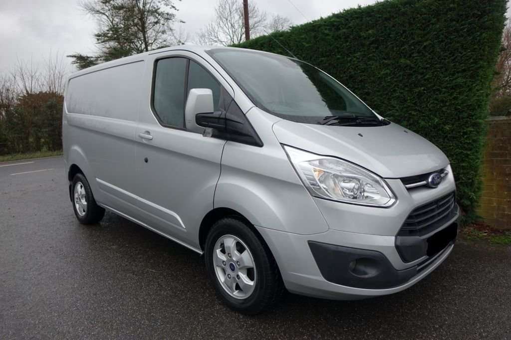 View our FORD TRANSIT CUSTOM