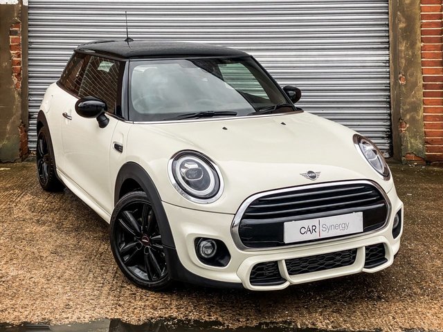2019 69 MINI Hatch Cooper 1.5 COOPER SPORT 3d 134 BHP