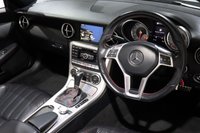 USED 2011 61 MERCEDES-BENZ SLK 1.8 SLK200 BLUEEFFICIENCY AMG SPORT ED125 2d 184 BHP 