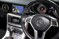 USED 2011 61 MERCEDES-BENZ SLK 1.8 SLK200 BLUEEFFICIENCY AMG SPORT ED125 2d 184 BHP 