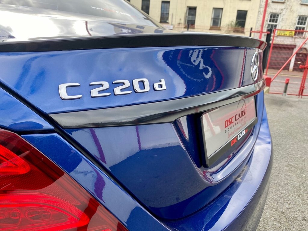 USED 2017 67 MERCEDES-BENZ C CLASS 2.1 C 220 D 4MATIC AMG LINE 4d 170 BHP 4MATIC!