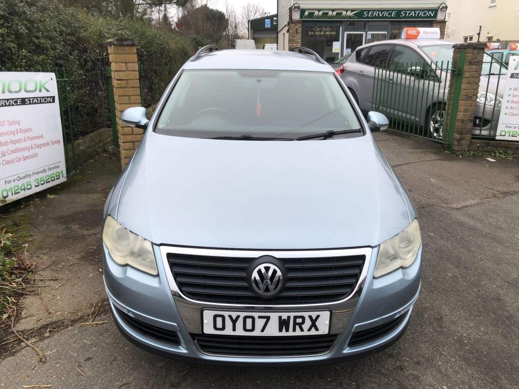 View our VOLKSWAGEN PASSAT