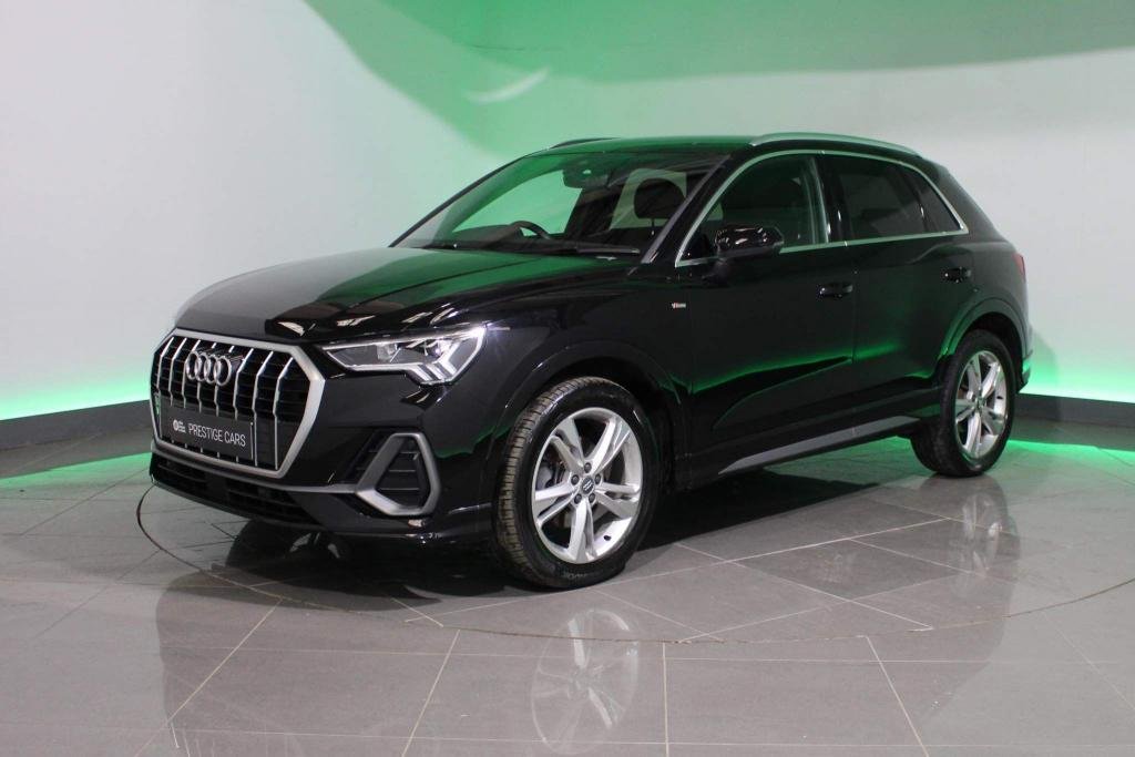 View our AUDI Q3