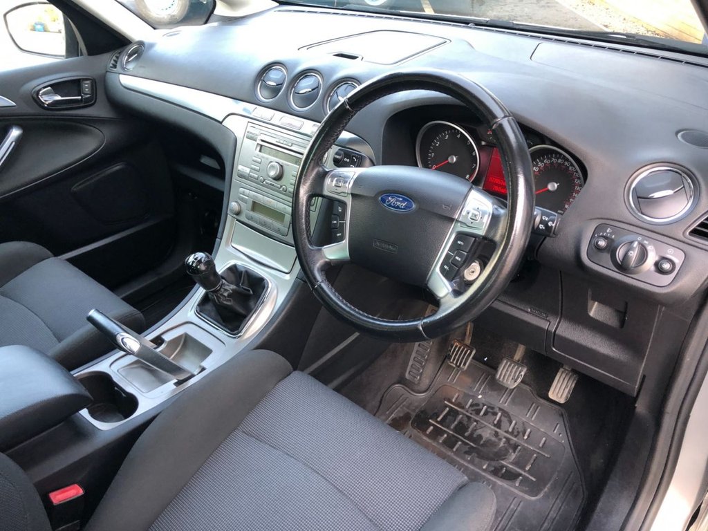 USED 2006 56 FORD S-MAX  TITANIUM // 2.0L 145 BHP // 7 seats // px swap  