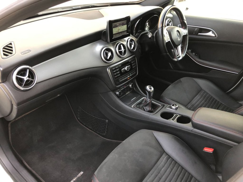 USED 2015 15 MERCEDES-BENZ GLA 200 CDI // AMG LINE // 5d // 2.1L 136 BHP // px swap 