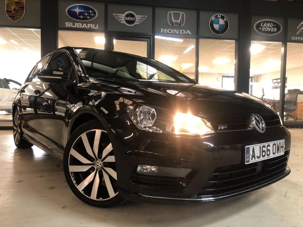 View our VOLKSWAGEN GOLF